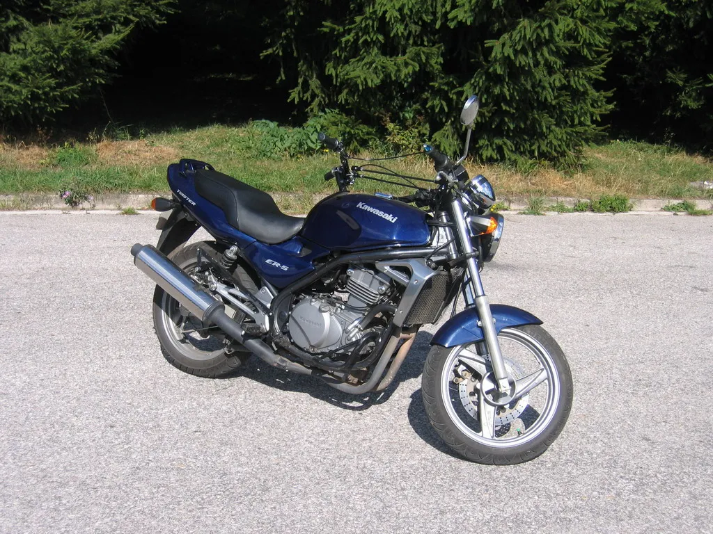 Motocykl Kawasaki ER-5 350 - A1